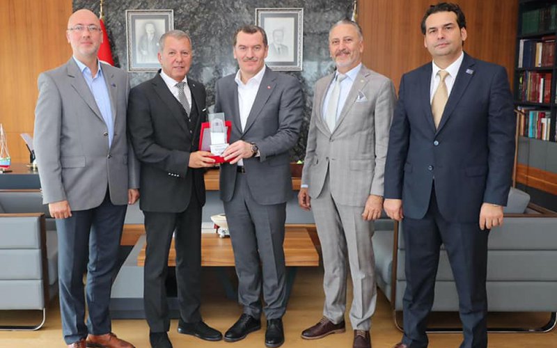 TRİSAD olarak, Zeytinburnu Belediye Başkanımız Sn. Ömer Arısoy'u ziyaret ettik.